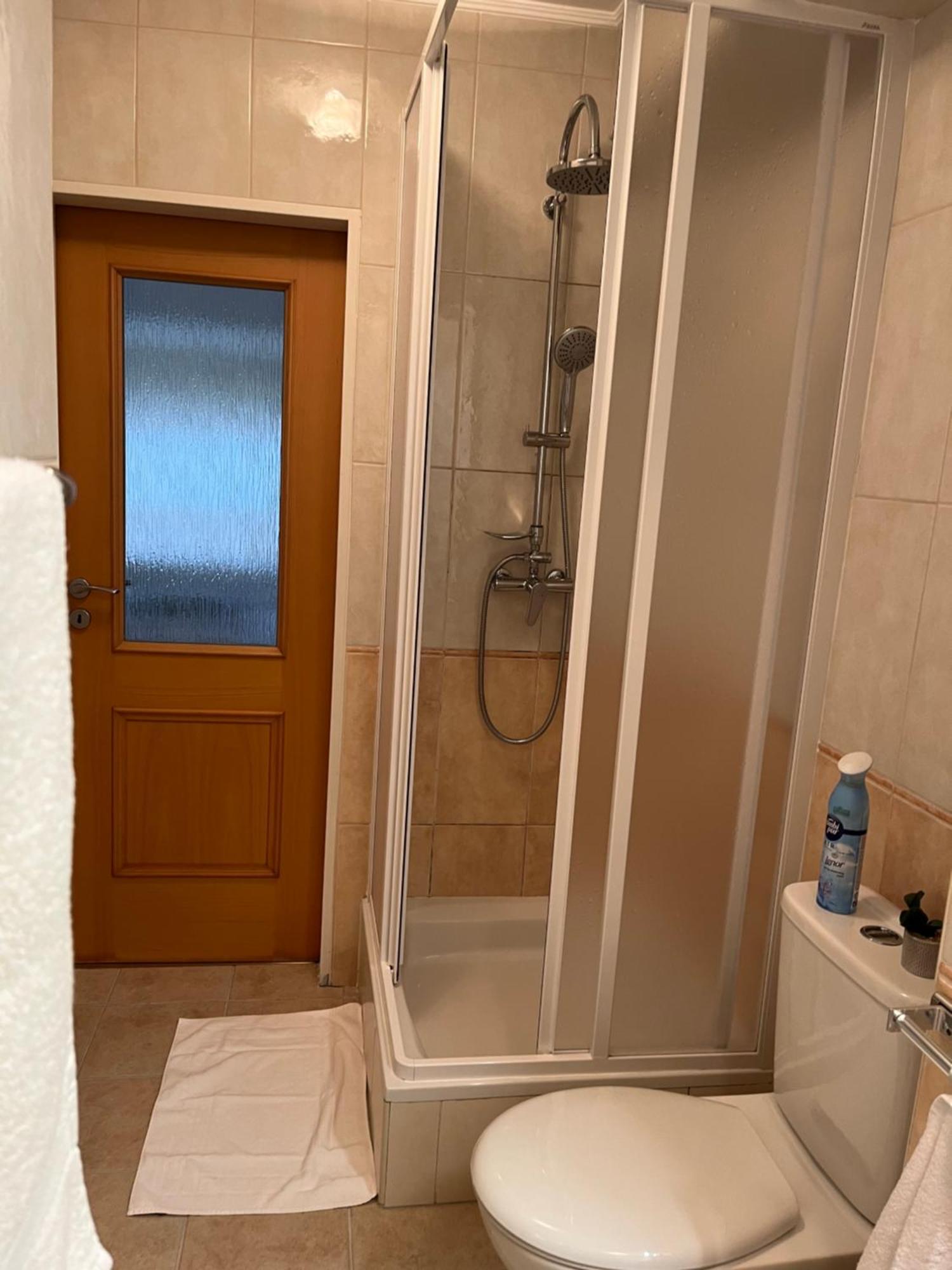 Reka Apartmanhaz Бюк Экстерьер фото