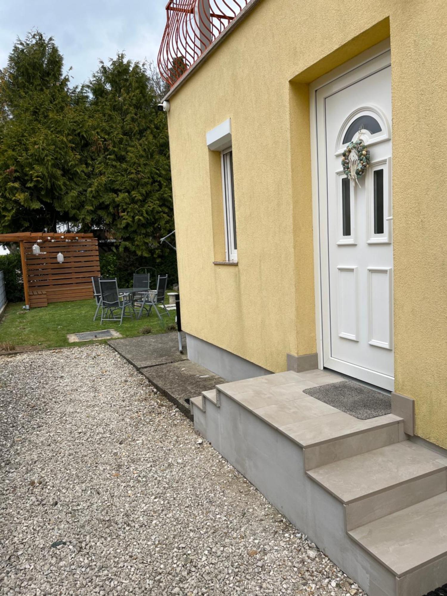Reka Apartmanhaz Бюк Экстерьер фото