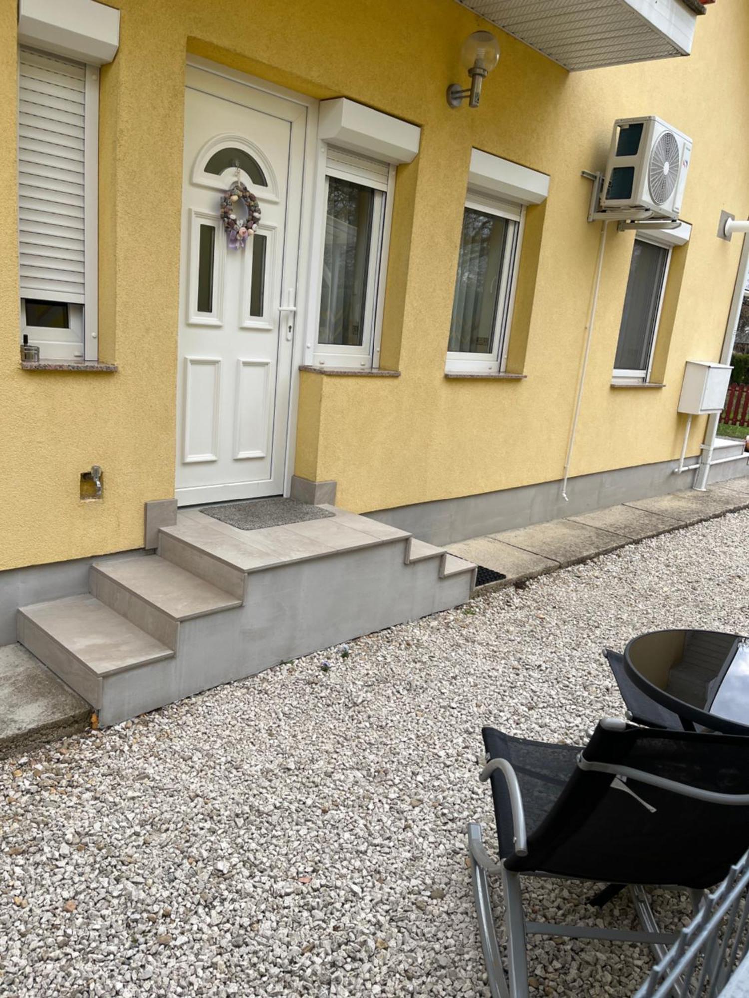 Reka Apartmanhaz Бюк Экстерьер фото